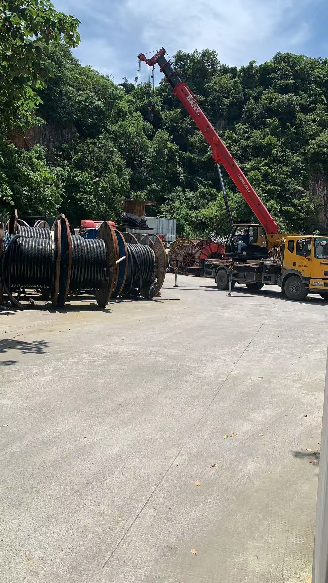 涇縣開利空調(diào)回收涇縣日立冷水機(jī)組回收