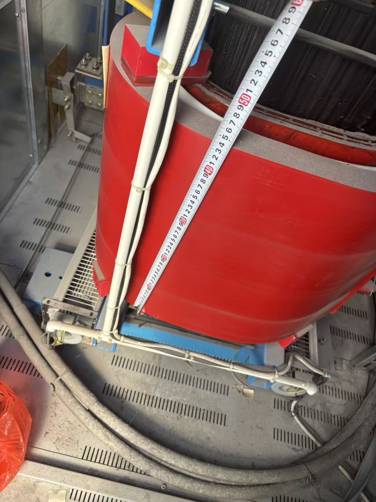 黑龍江七臺(tái)河全新二手逆變器收購(gòu)（光伏變壓器回收）聯(lián)系方式