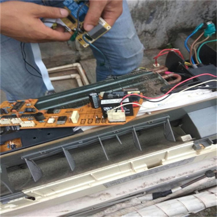 安康歐美時(shí)代空調(diào)維修電話-全市號(hào)碼24小時(shí)故障報(bào)修